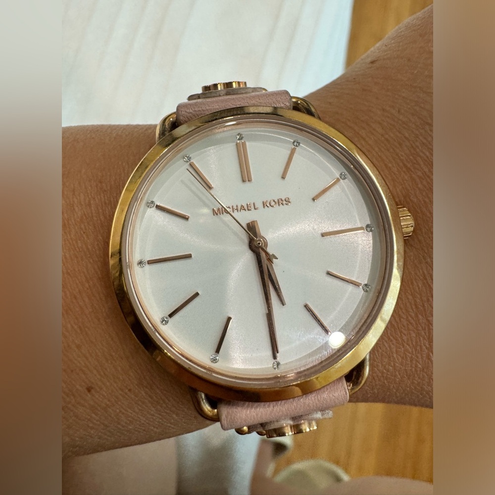 Michael Kors Portia Stainless Steel Quartz Leather Strap Watch - Picture 4 of 9